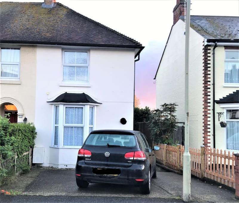 Entire House With Garden & Parking Nr Ashford Int Villa Exterior photo